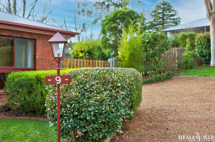9 Old Fernshaw Road, Healesville VIC 3777