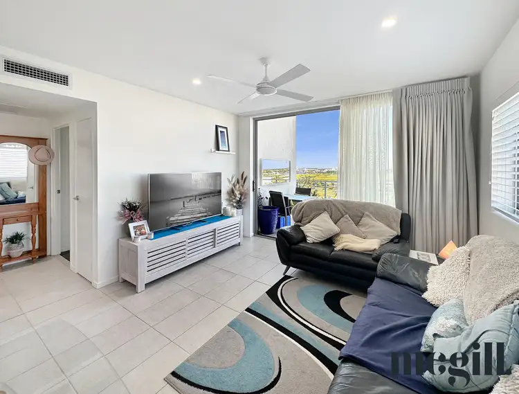 60A & B/15 Shine Court, Birtinya QLD 4575