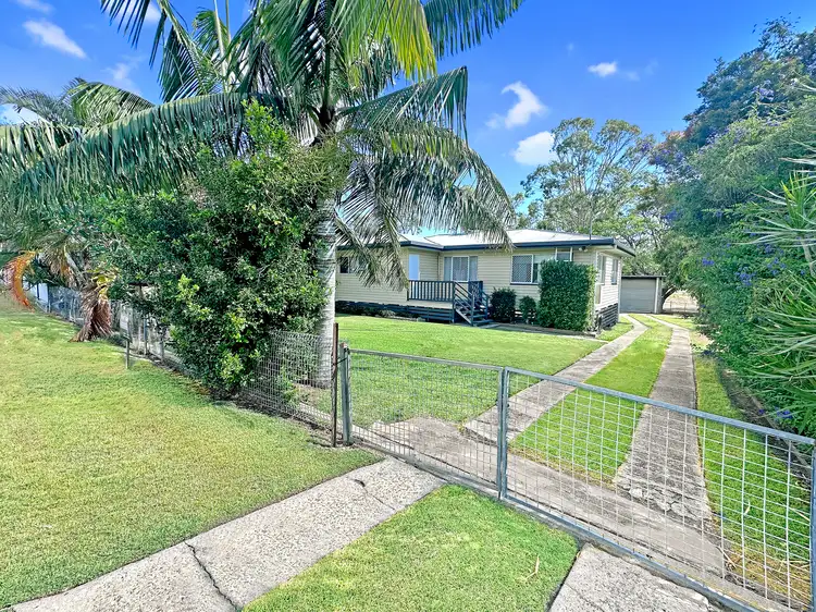 3 Shirley Street, Moura QLD 4718