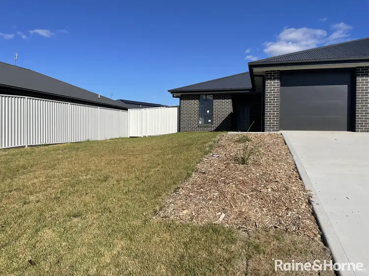 2/32 Mustang Close, Tamworth NSW 2340