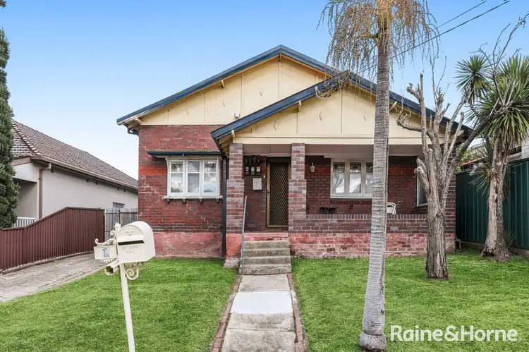 1 Leslie Street, Roselands NSW 2196