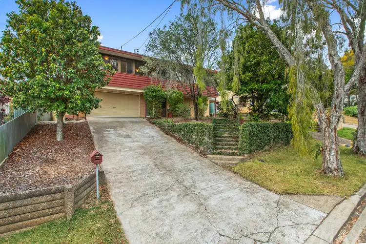 11 Wunulla Street, Mount Gravatt East QLD 4122