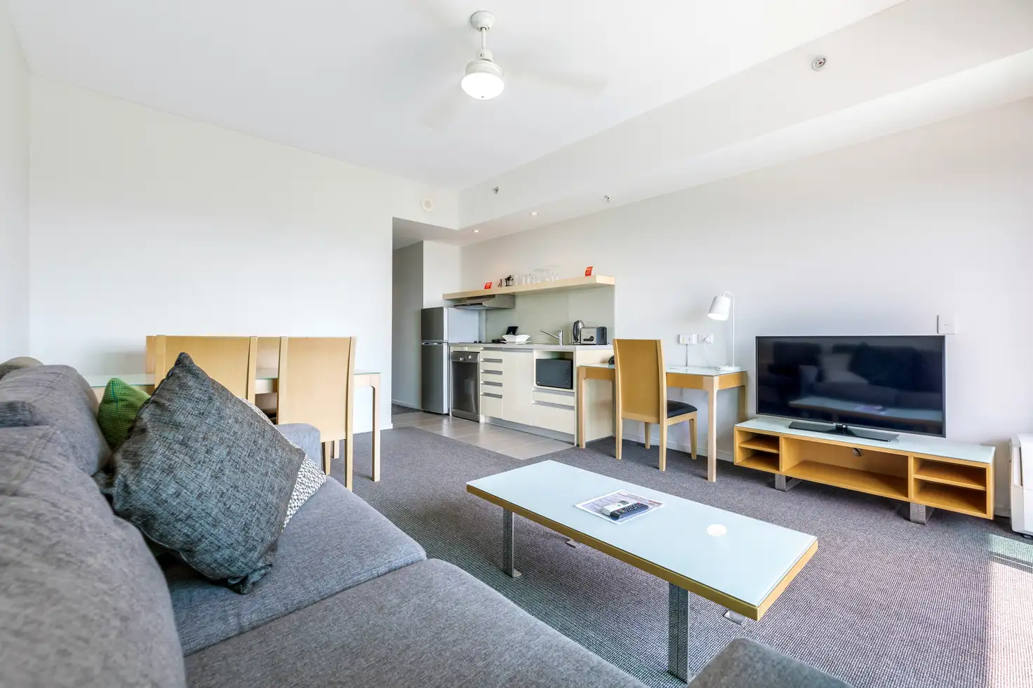 Main view of Homely unit listing, 1806/43B Knuckey St, Darwin City NT 800