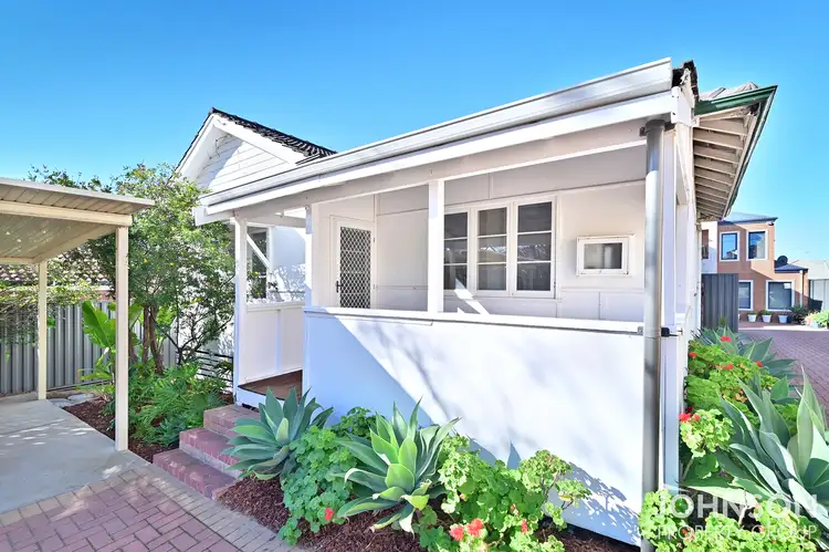 120 Grand Promenade, Doubleview WA 6018