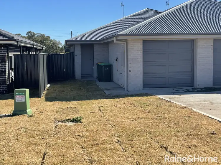 2/10 Rodgers Road, West Tamworth NSW 2340