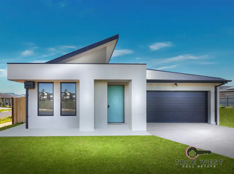 71 Bingham Circuit, Thornhill Park VIC 3335
