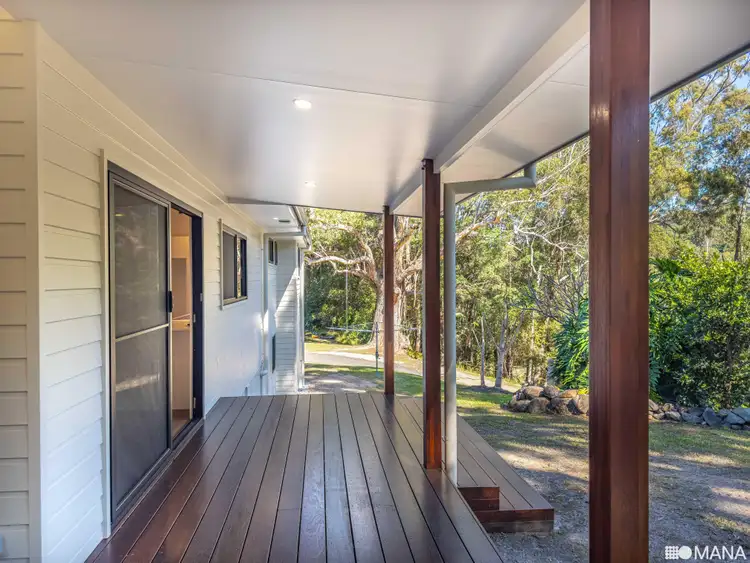 77 Banana Lane, Ocean Shores NSW 2483