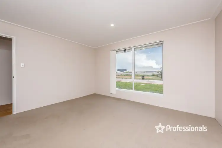 Fourth view of Homely house listing, 17 Mistral Crest, Glenfield WA 6532