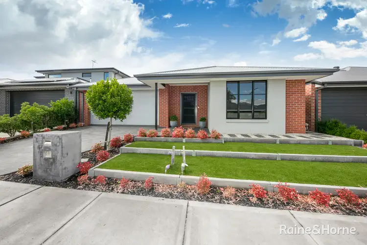 16 Horizon Street, Diggers Rest VIC 3427