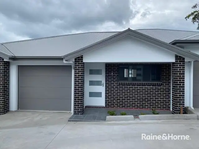4/75-77 Churnwood Drive, Fletcher NSW 2287