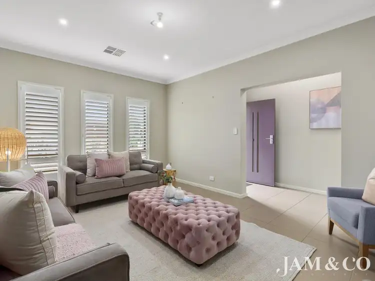 Fifth view of Homely house listing, 5 Semillon Circuit, Reynella SA 5161