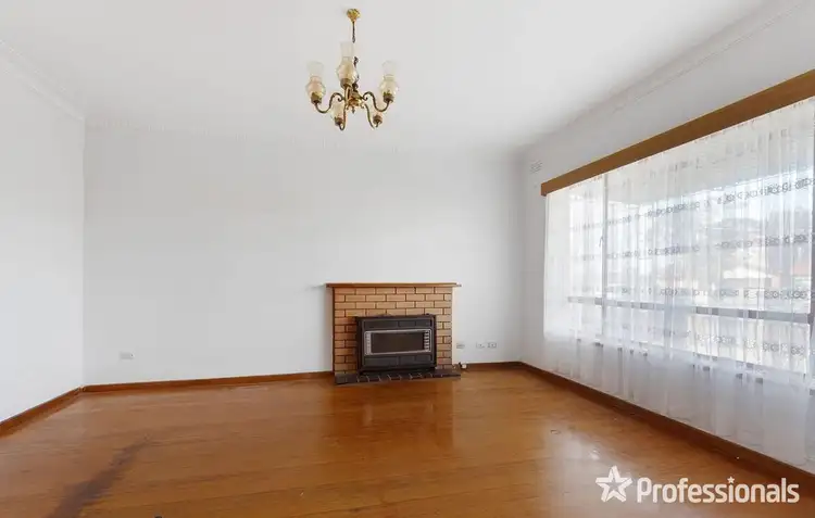 Second view of Homely house listing, 4 Occold Court, St Albans VIC 3021