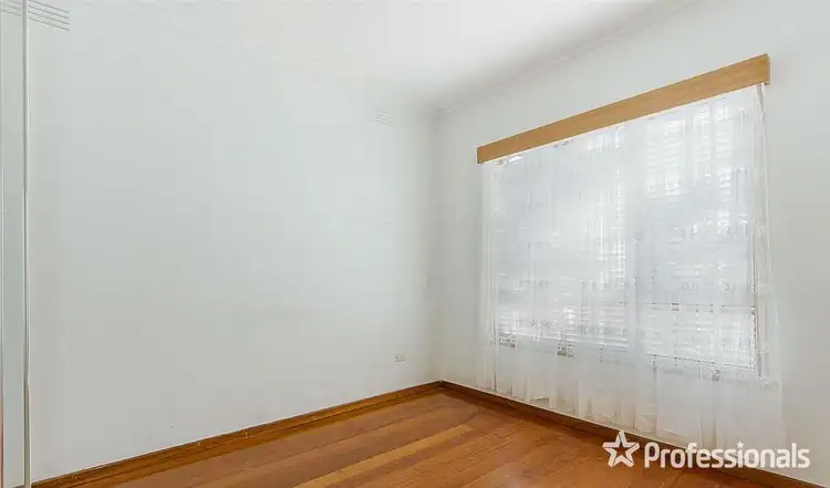 Fourth view of Homely house listing, 4 Occold Court, St Albans VIC 3021