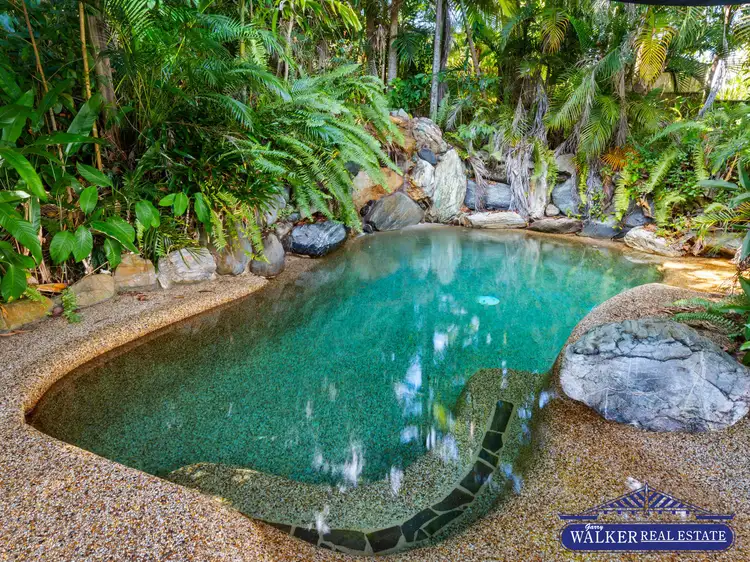 8 Kowinka Street, White Rock QLD 4868