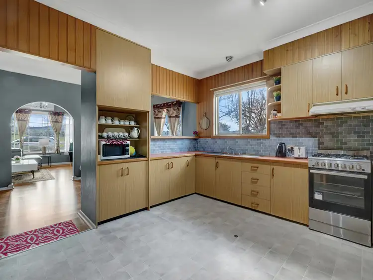 Fifth view of Homely house listing, 395 Nowland Avenue, Lavington NSW 2641