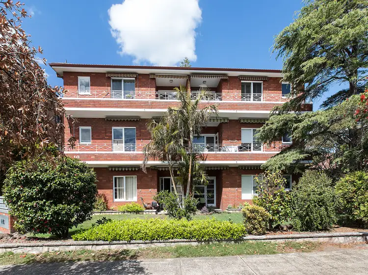 Main view of Homely unit listing, 2/6-10 Crawford Road, Brighton-Le-Sands NSW 2216