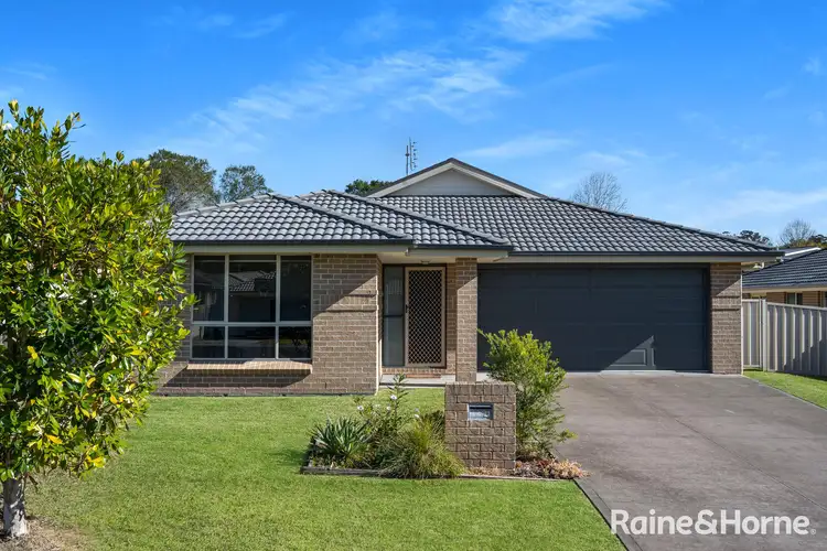21 Candlebark Close, West Nowra NSW 2541