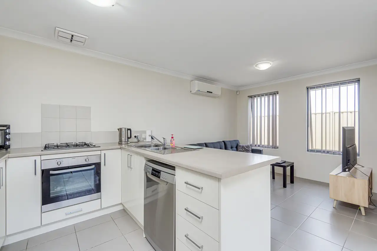 Main view of Homely house listing, 8/6 Chipping Crescent, Butler WA 6036