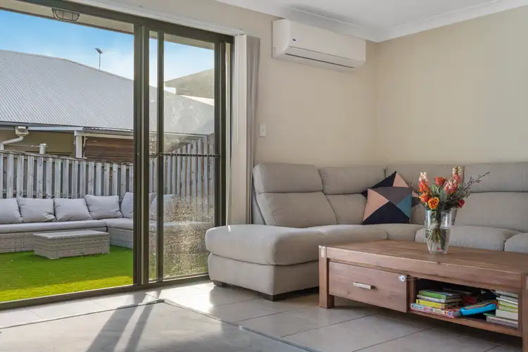 Fifth view of Homely semi-detached listing, 1/5 Stoney Creek Circuit, Ormeau QLD 4208