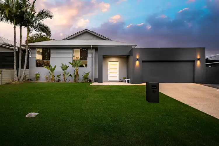 32 Ragamuffin Drive West, Coomera Waters QLD 4209