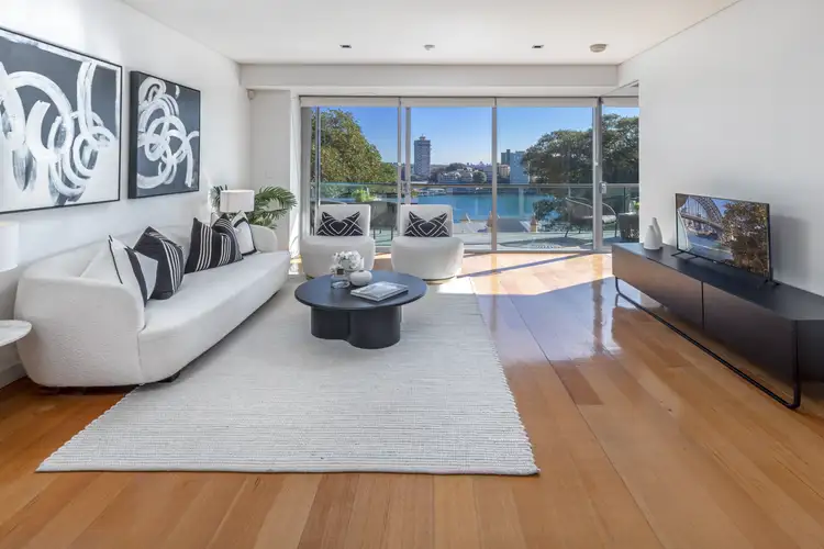 Third view of Homely apartment listing, 5/7 Northcliff Street, Milsons Point NSW 2061