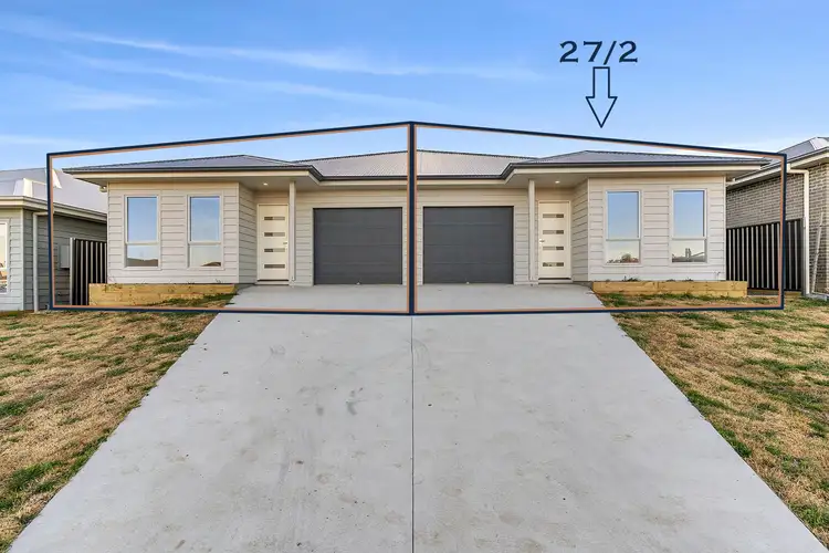 27/2 Bonneville Boulevard, Goulburn NSW 2580