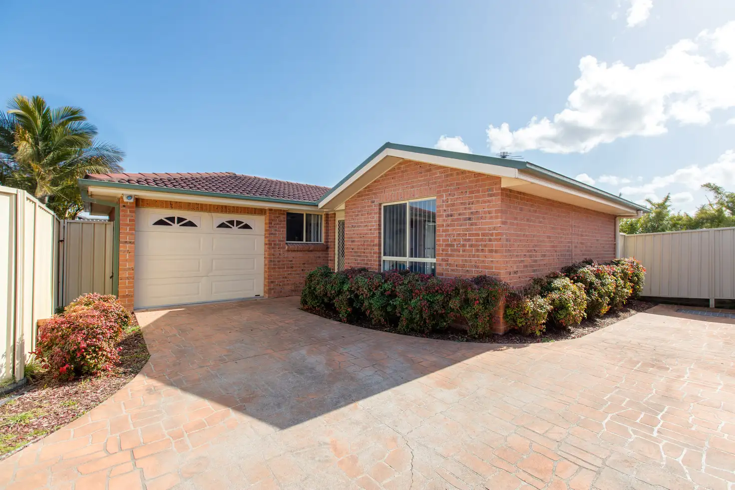 Main view of Homely villa listing, 2/7 Redgrove Court, East Branxton NSW 2335