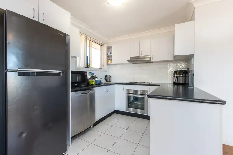 Third view of Homely villa listing, 2/7 Redgrove Court, East Branxton NSW 2335