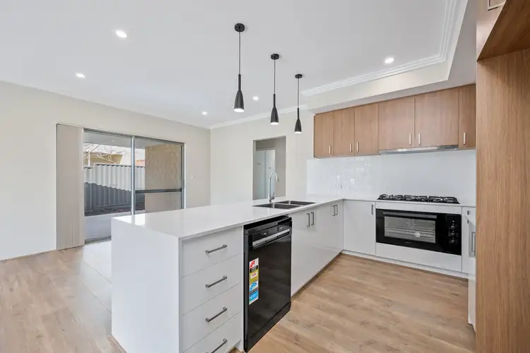 13 Thornlie Avenue, Thornlie WA 6108