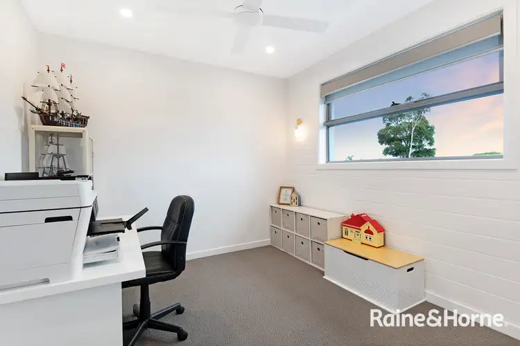Sixth view of Homely house listing, 4 Radovic Court, Cranbourne North VIC 3977