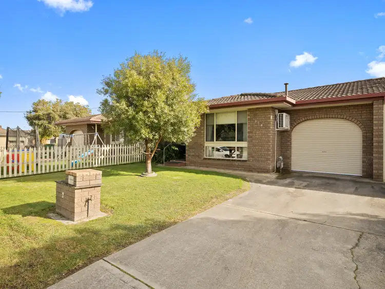 Main view of Homely unit listing, 2/374 Sandrina Drive, Lavington NSW 2641