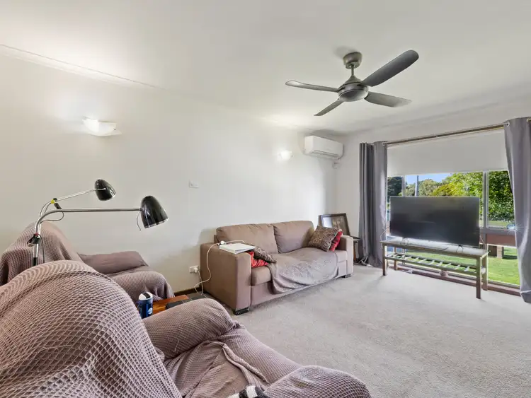 Second view of Homely unit listing, 2/374 Sandrina Drive, Lavington NSW 2641