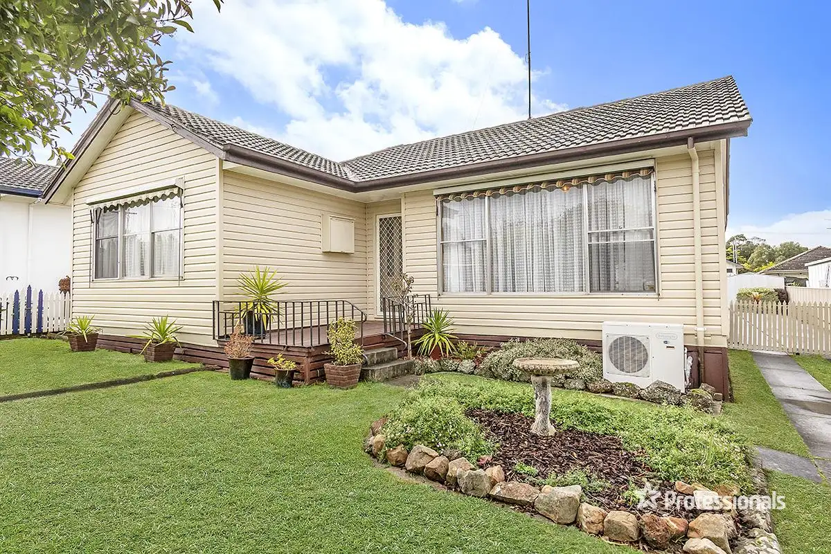 Main view of Homely house listing, 14 Woodbridge Street, Hamilton VIC 3300