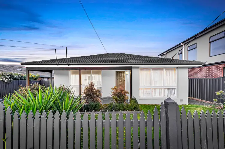 20 Russell Street, Cranbourne VIC 3977