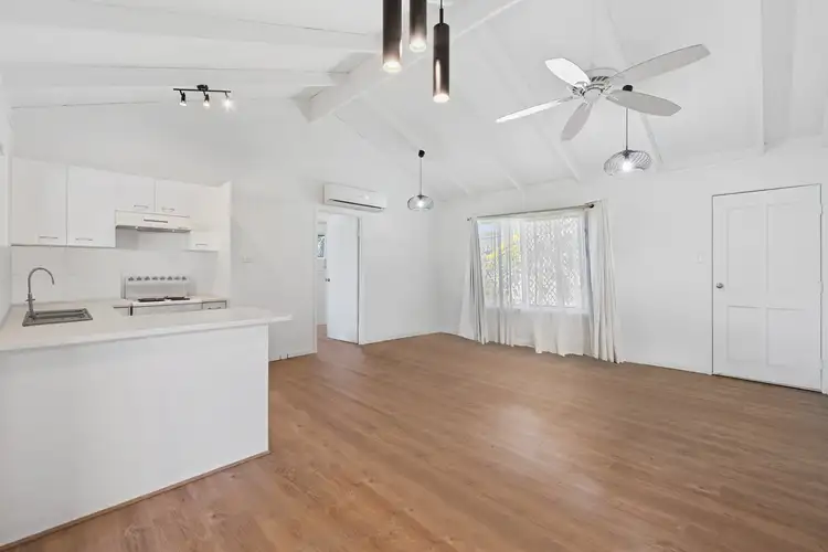 Fourth view of Homely house listing, 4 Finch Court, Deception Bay QLD 4508