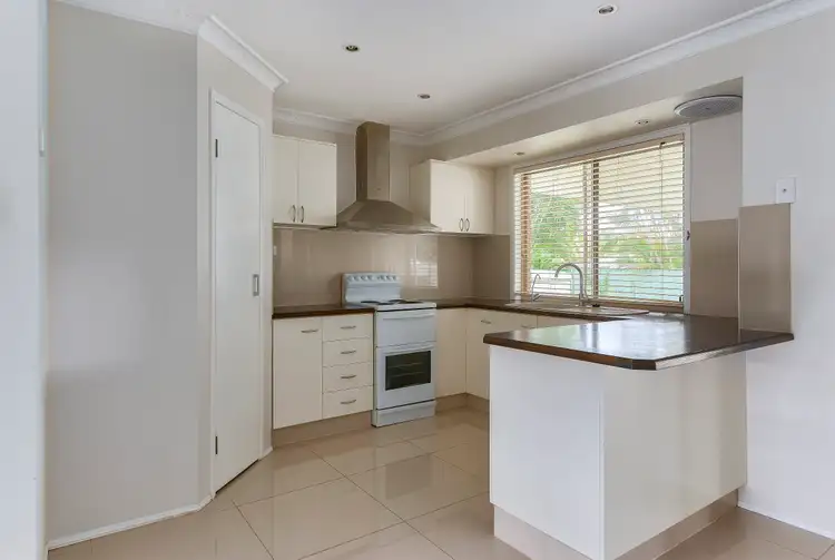 Fifth view of Homely house listing, 8 Hillmont Crescent, Morayfield QLD 4506