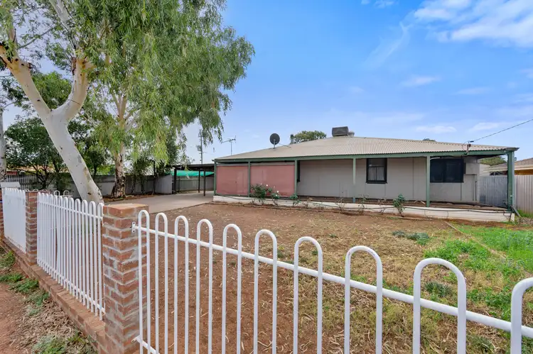 Second view of Homely house listing, 5 Kenneally Place, Boulder WA 6432