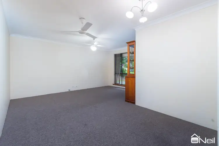 Seventh view of Homely house listing, 16 Guinivere Way, Camillo WA 6111