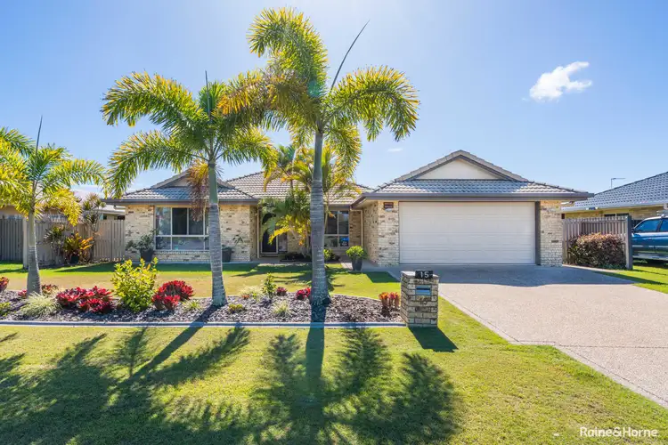 15 Kestrel Ct, Eli Waters QLD 4655