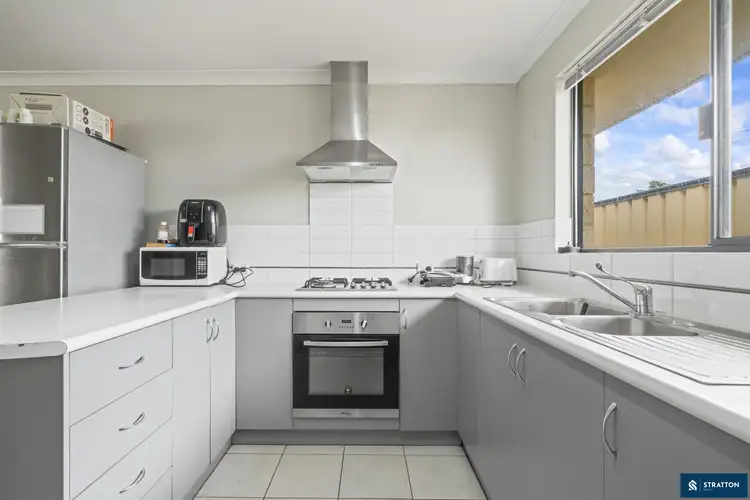 2/95 Spring Road, Thornlie WA 6108