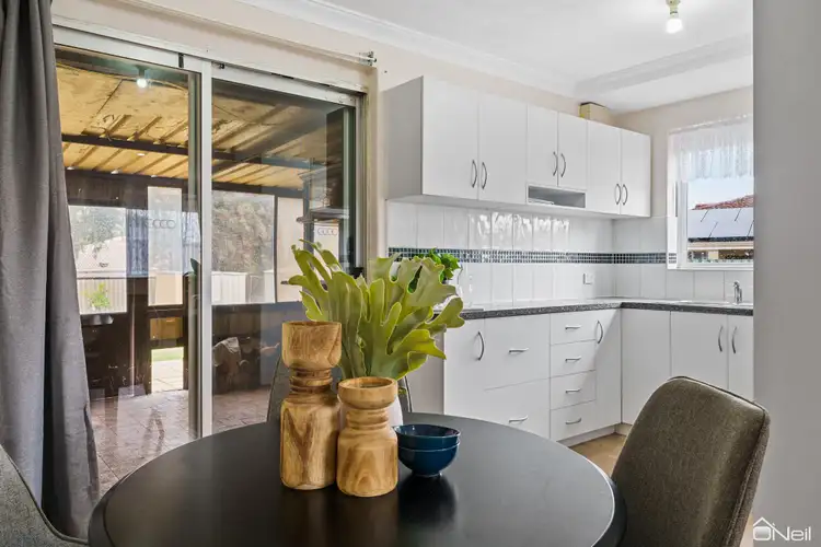 Seventh view of Homely house listing, 52 Grovelands Drive, Camillo WA 6111