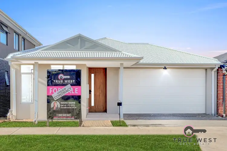 19 Derrimut street, Rockbank VIC 3335