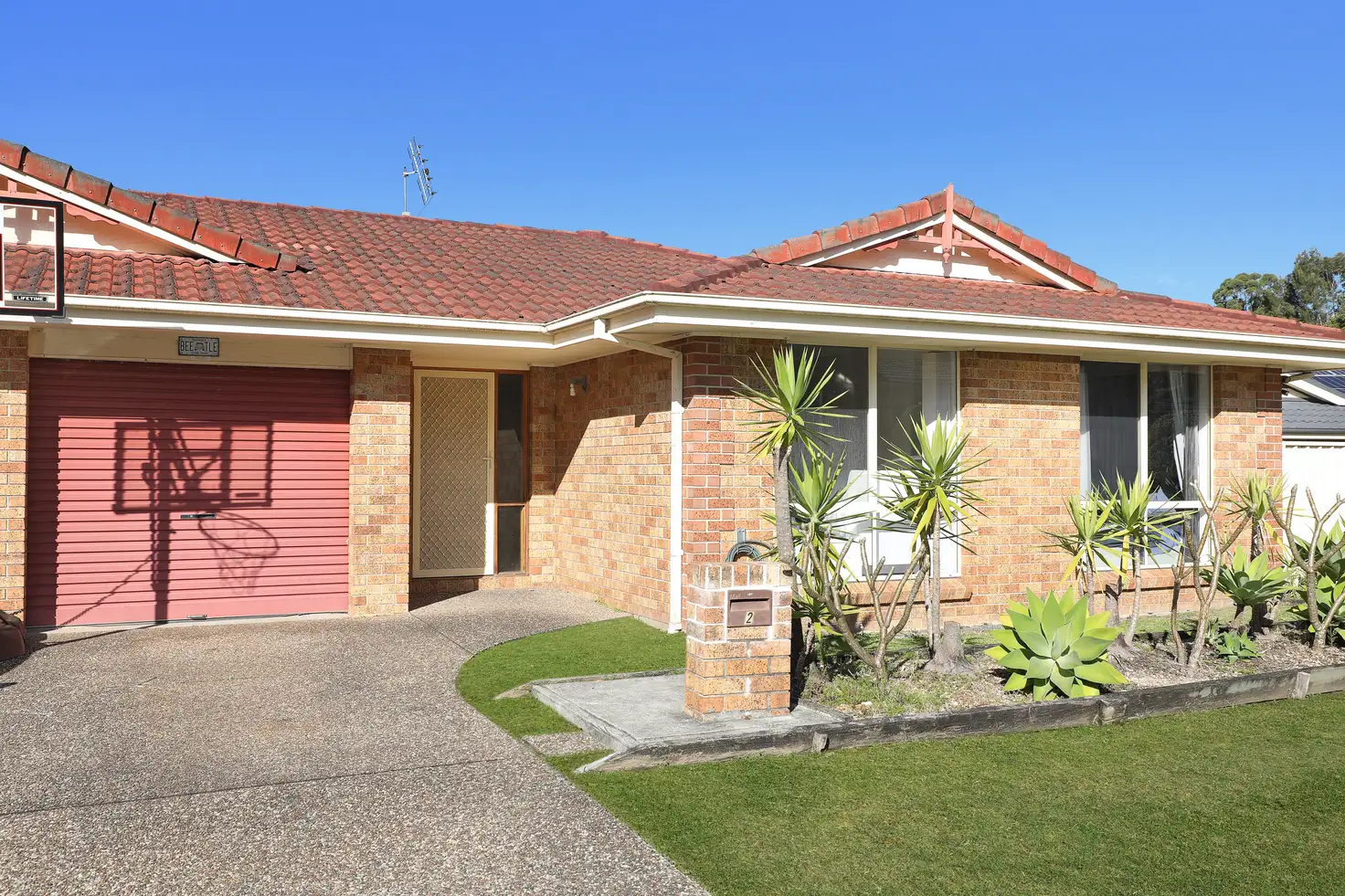 Main view of Homely villa listing, 2/1 Juniper Place, Farmborough Heights NSW 2526
