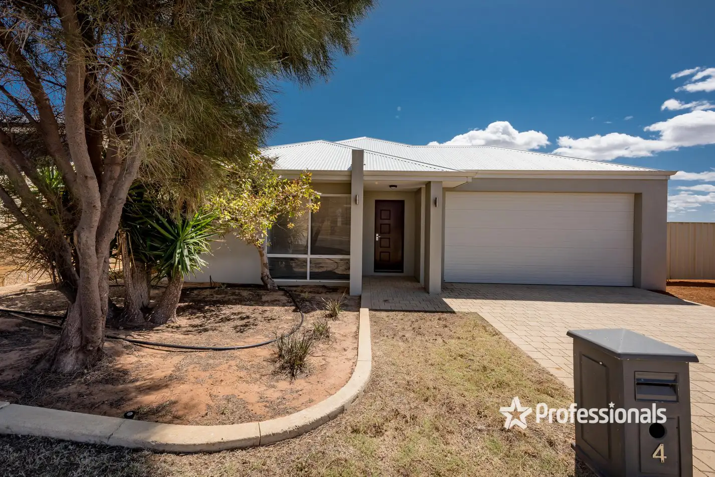 Main view of Homely house listing, 4 Lapwing Way, Wandina WA 6530