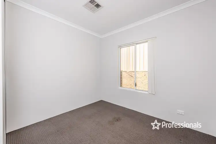 Fifth view of Homely house listing, 4 Lapwing Way, Wandina WA 6530