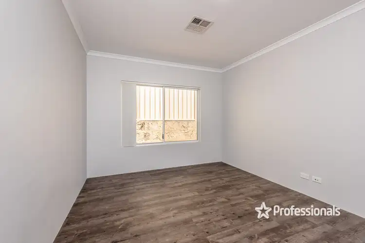 Sixth view of Homely house listing, 4 Lapwing Way, Wandina WA 6530