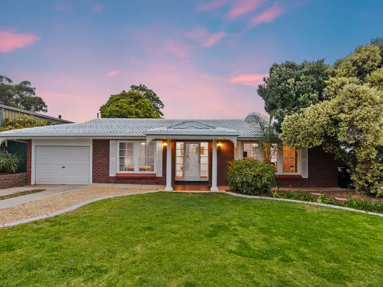 22 Candover Crescent, Huntfield Heights SA 5163