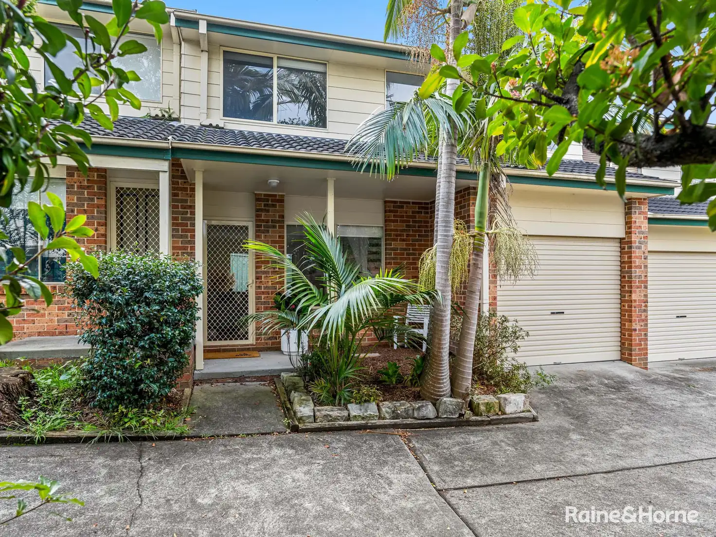 Main view of Homely townhouse listing, 2/31 Wattle Street, East Gosford NSW 2250