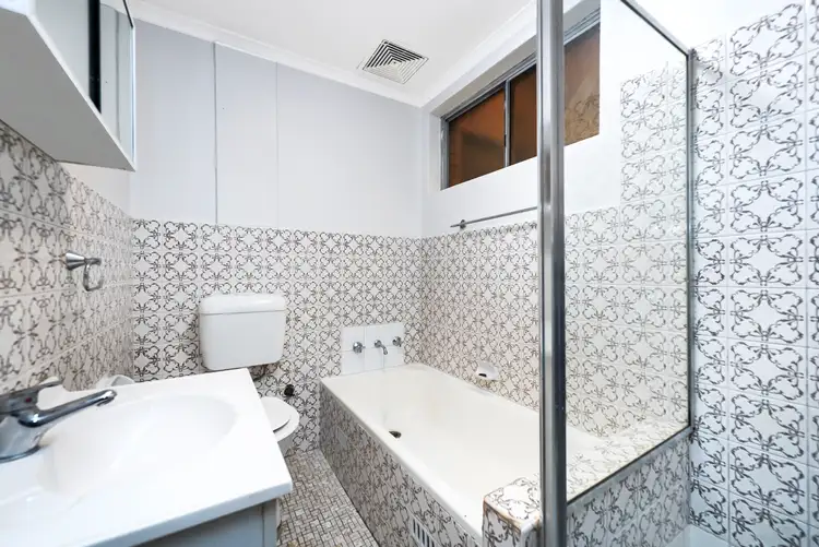 Sixth view of Homely apartment listing, 4/436 Guildford Road, Guildford NSW 2161