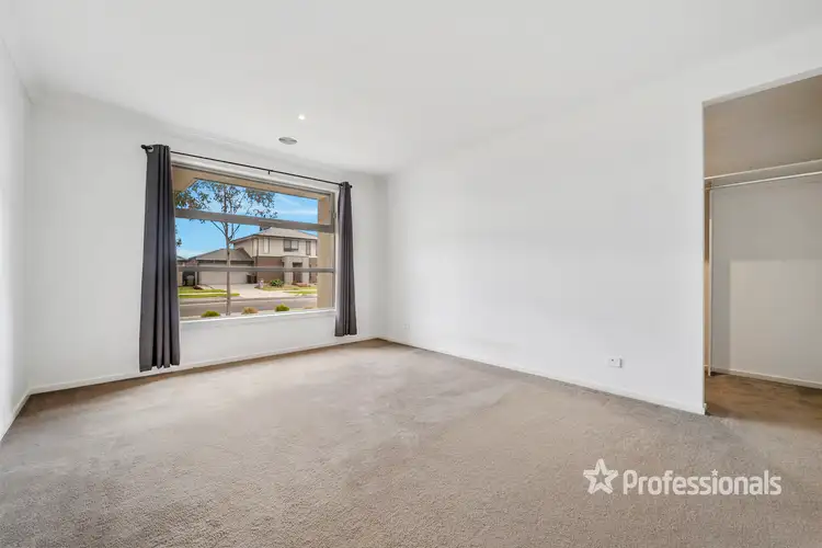 Sixth view of Homely house listing, 83 Treeve Parkway, Werribee VIC 3030